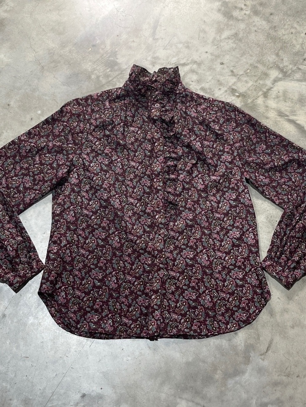 Vintage Women’s Preowned Large Paisley Button Down Blouse